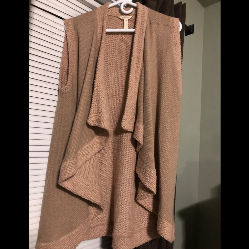 Matilda Jane vest sIze Medium
